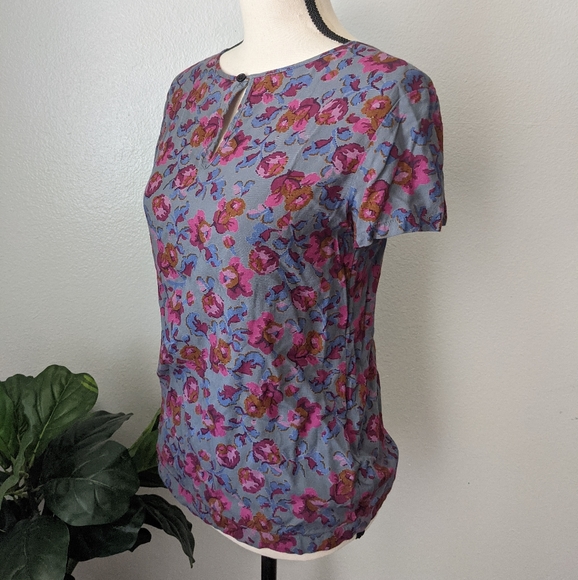 Floral Top - Picture 4 of 6